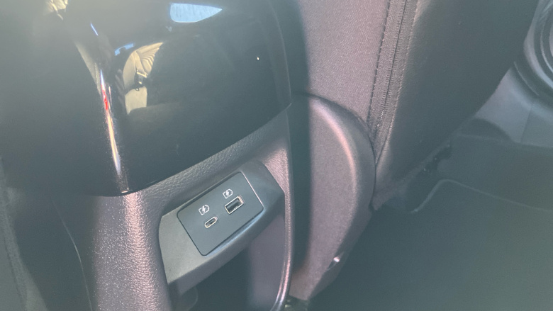 Nissan Juke 1.0 DiG-T Tekna 5dr Petrol Hatchback